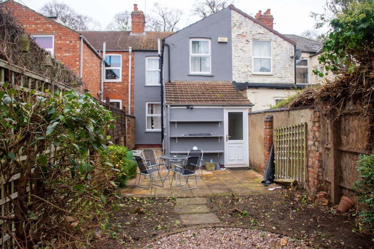 Royale Green View House- Free Parking, Wifi, Perfect For Contractors And Holiday Northampton Exteriör bild